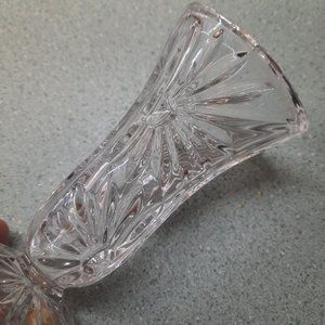 Vintage German lead crystal daisy flower vase 4 1/2